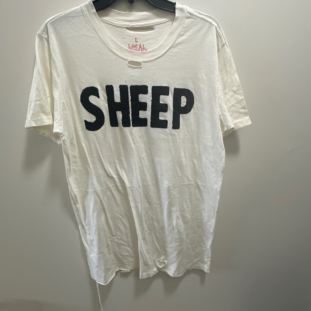 NWOT Men’s local boogeyman distressed sheep tshirt size large